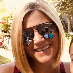 Meet your Posher, Cherry